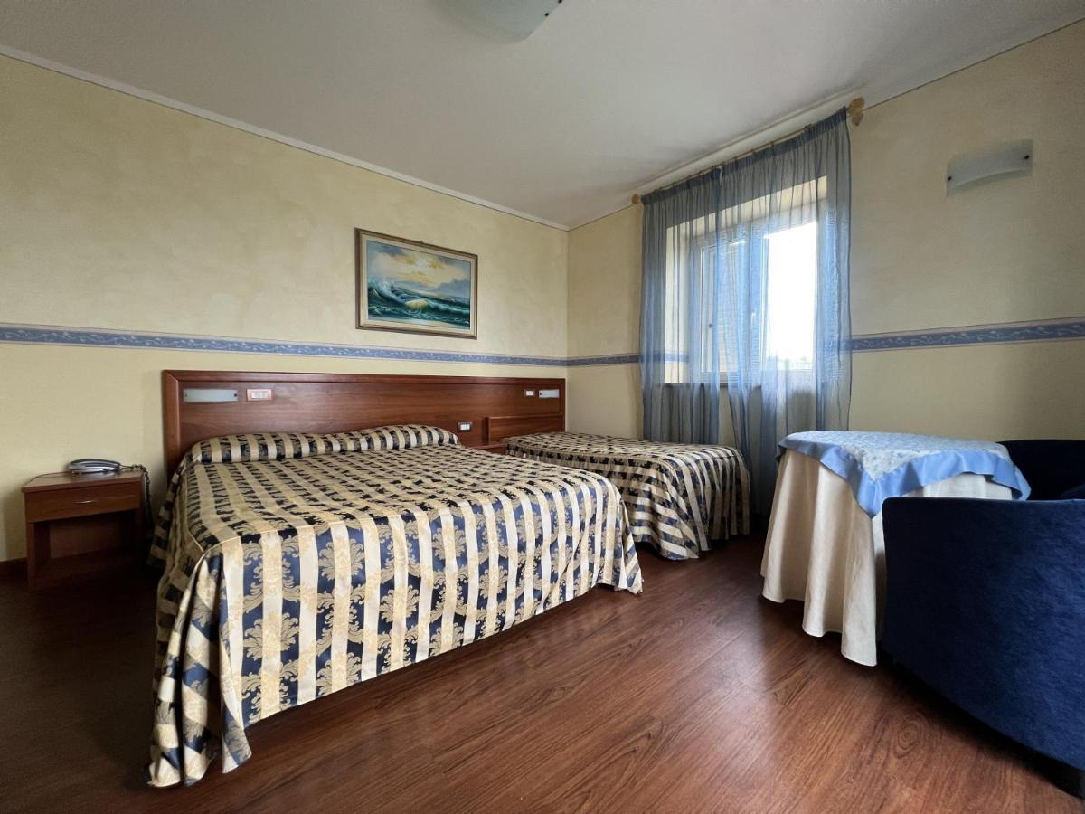 Viole Country Hotel Assisi Bagian luar foto